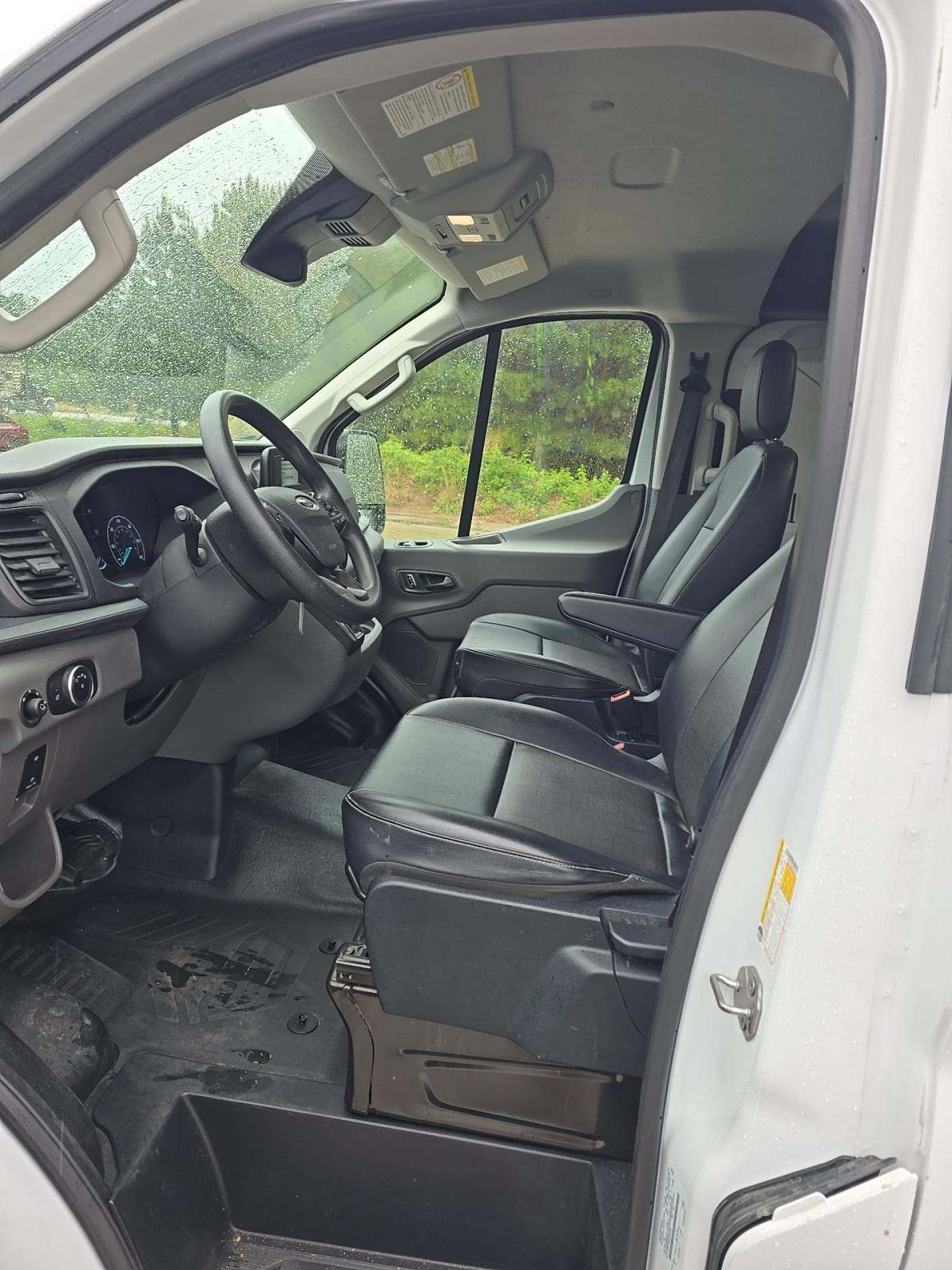 FORD TRANSIT 250 - 2