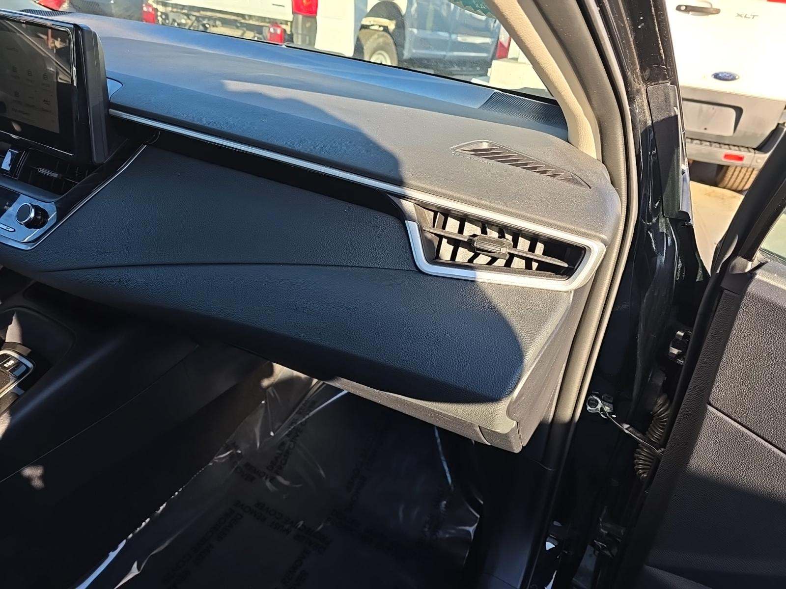 2025 Toyota Corolla LE FWD