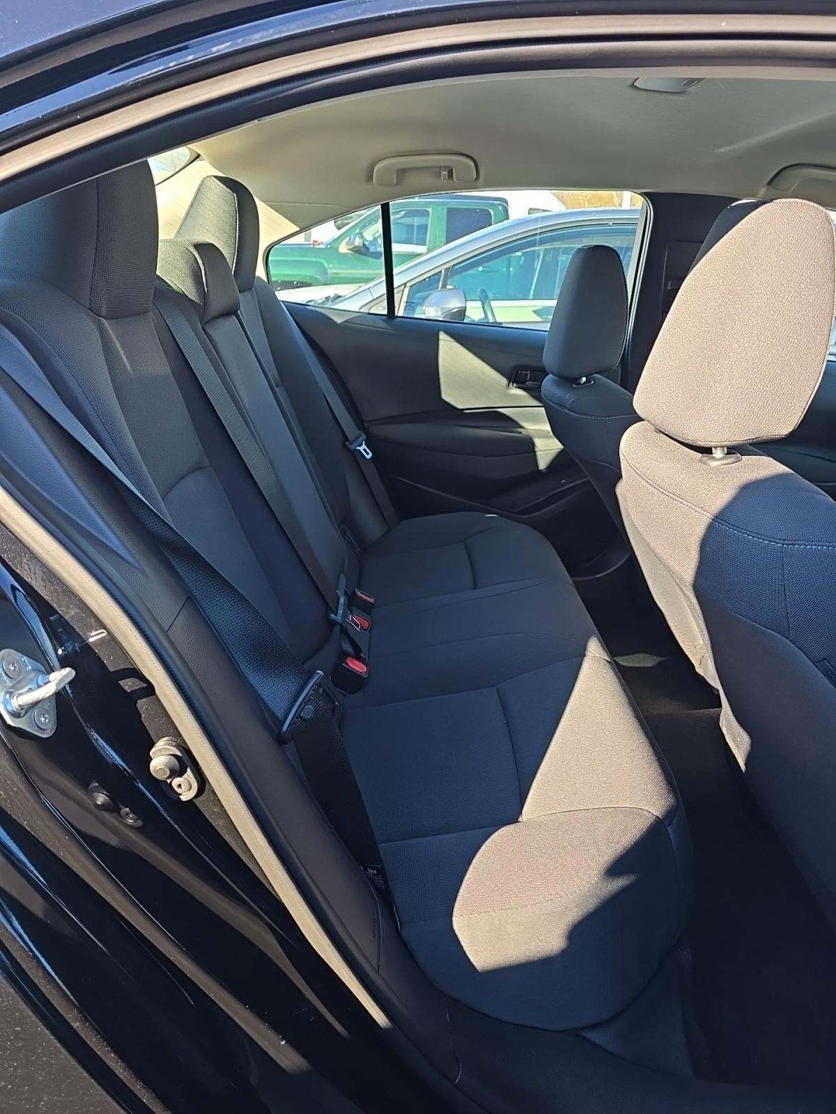 2025 Toyota Corolla LE FWD