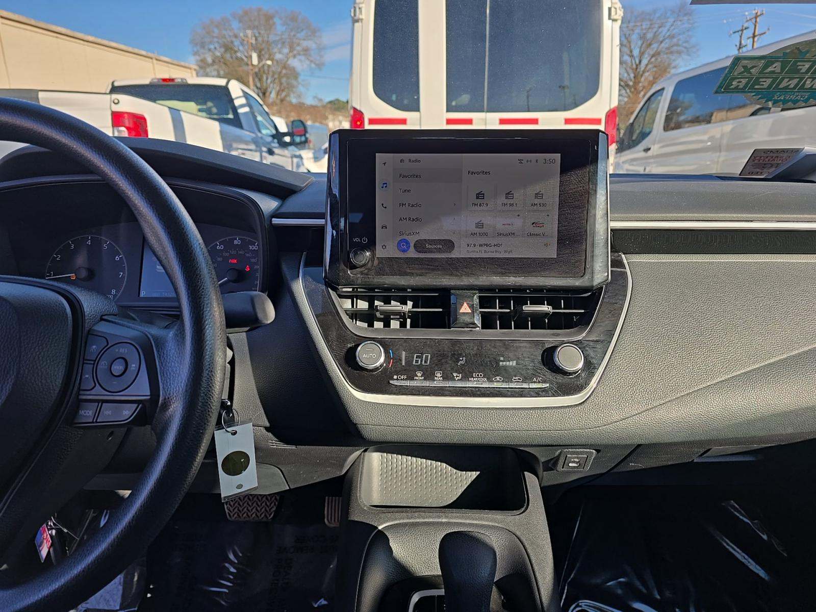 2025 Toyota Corolla LE FWD