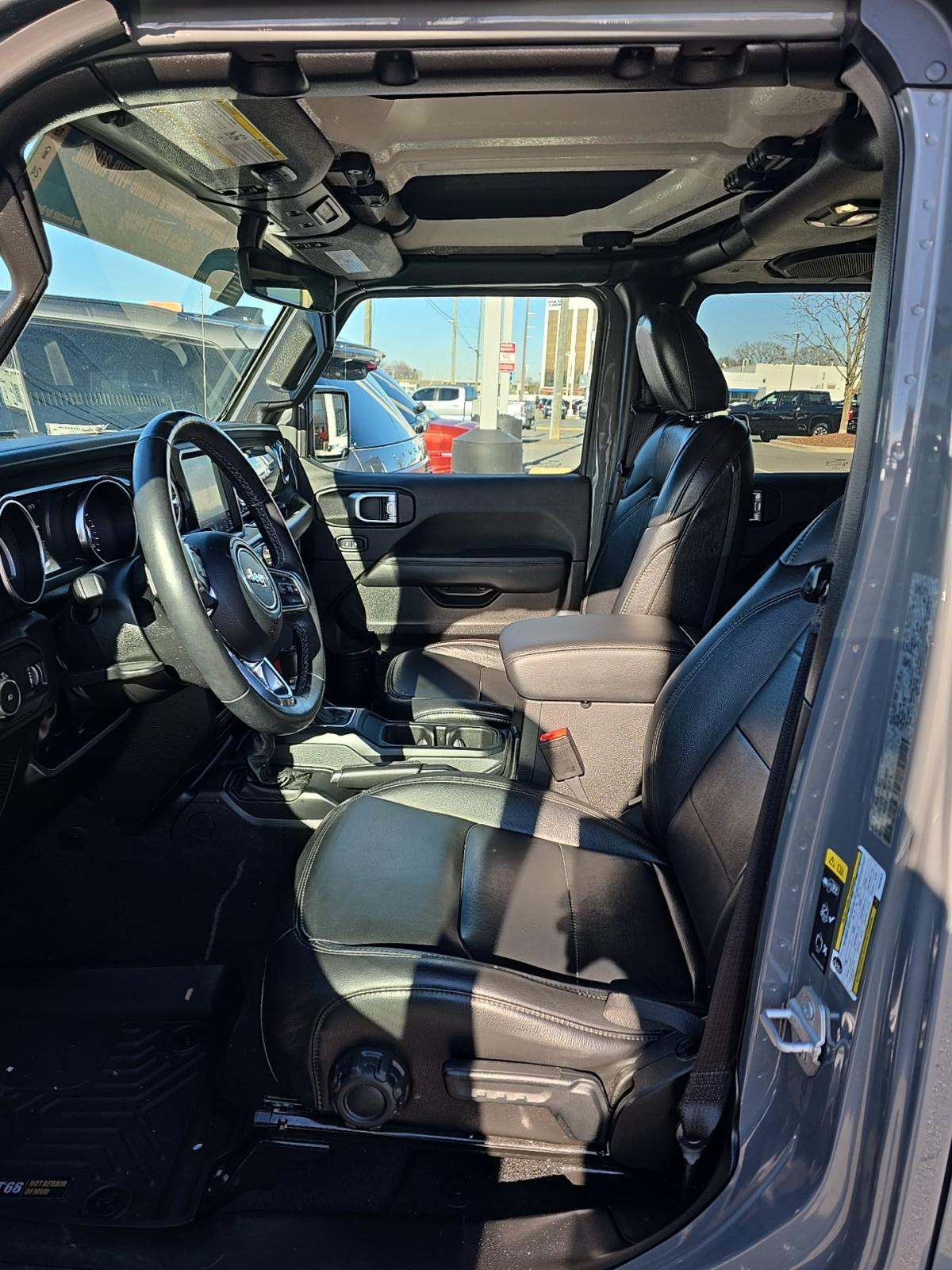 2023 Jeep Wrangler Sahara Altitude AWD