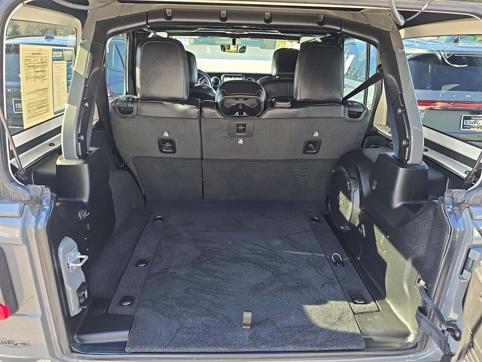 2023 Jeep Wrangler Sahara Altitude AWD