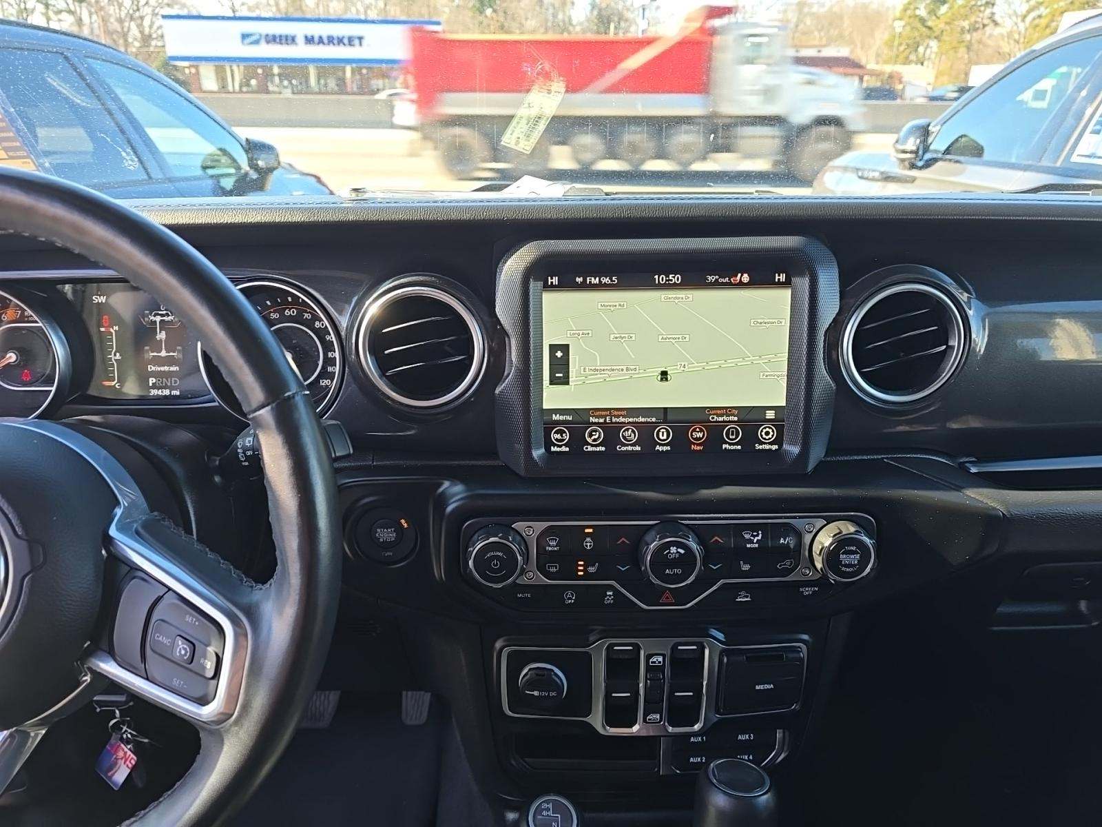 2023 Jeep Wrangler Sahara Altitude AWD