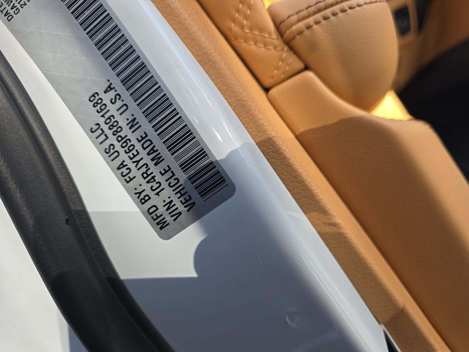 2023 Jeep Grand Cherokee 4xe Summit Reserve AWD