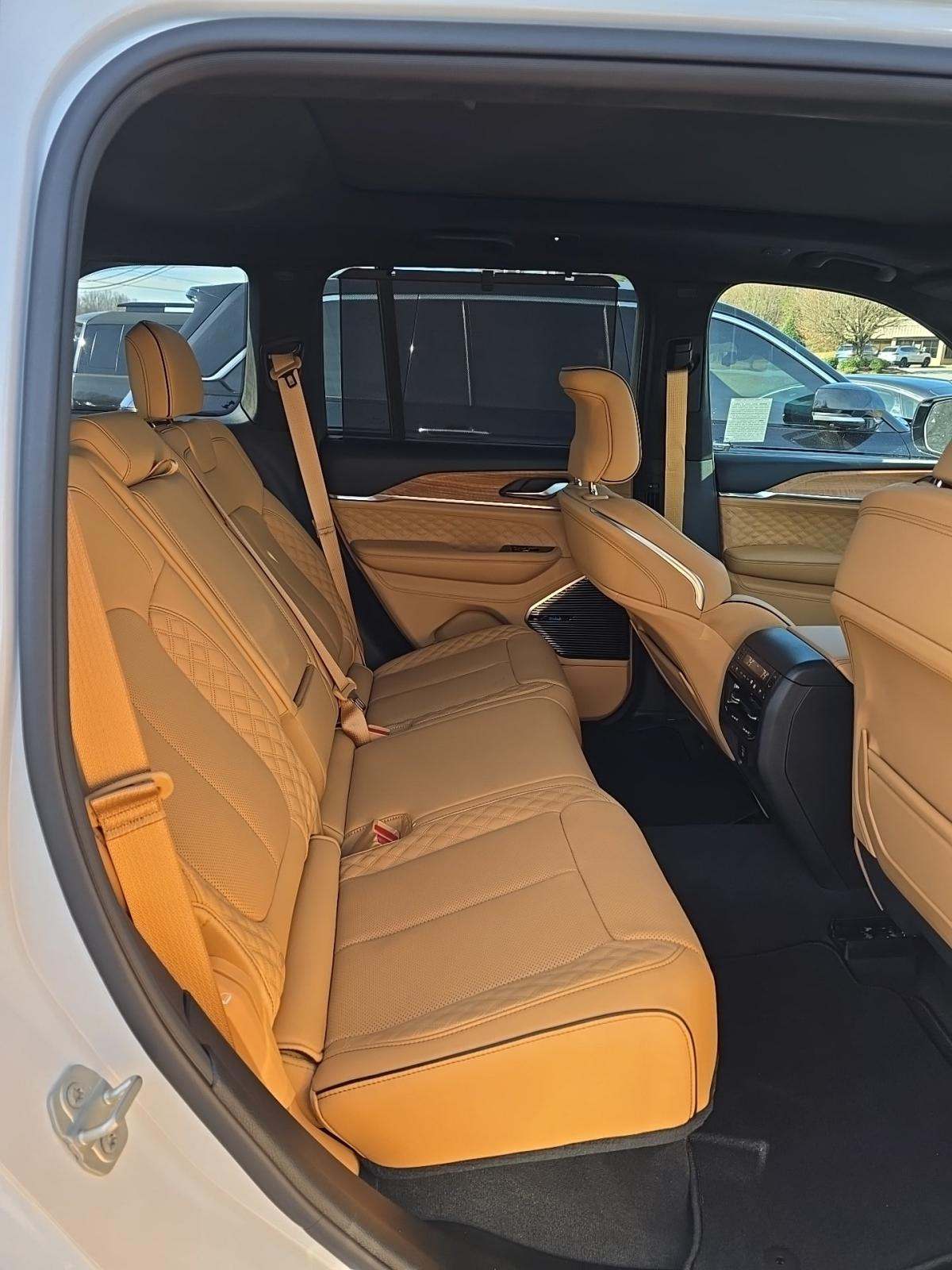 2023 Jeep Grand Cherokee 4xe Summit Reserve AWD