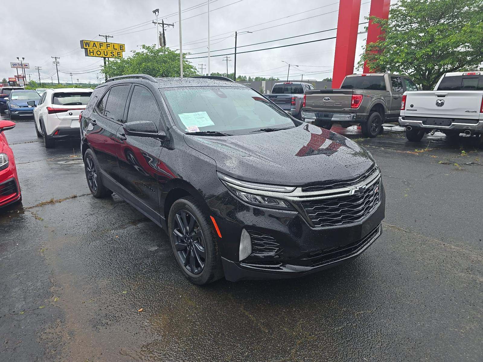 2023 Chevrolet Equinox RS FWD