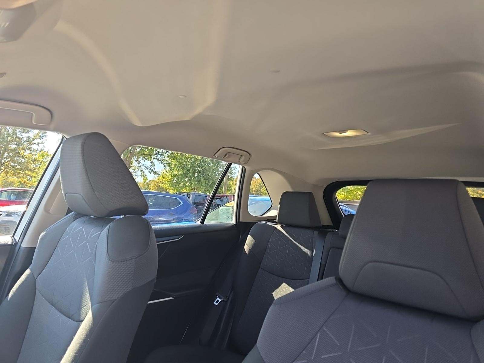 2024 Toyota RAV4 XLE FWD