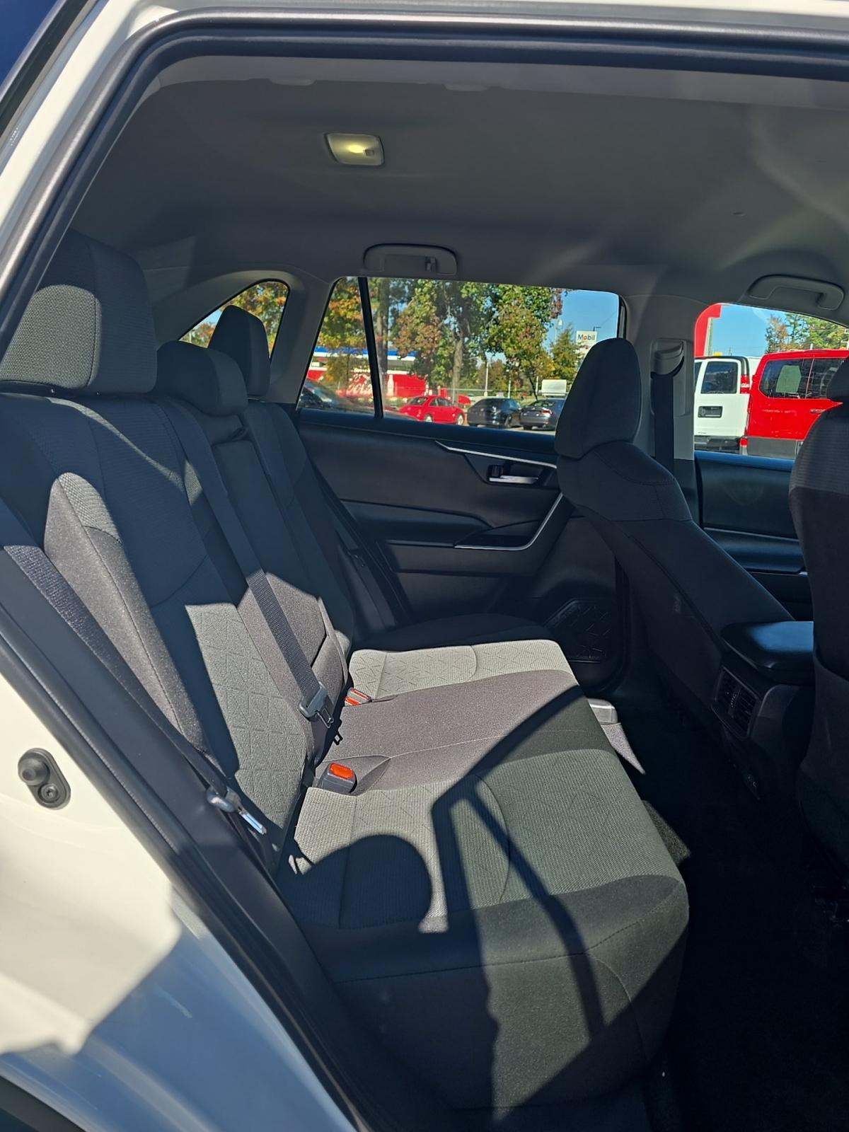 2024 Toyota RAV4 XLE FWD