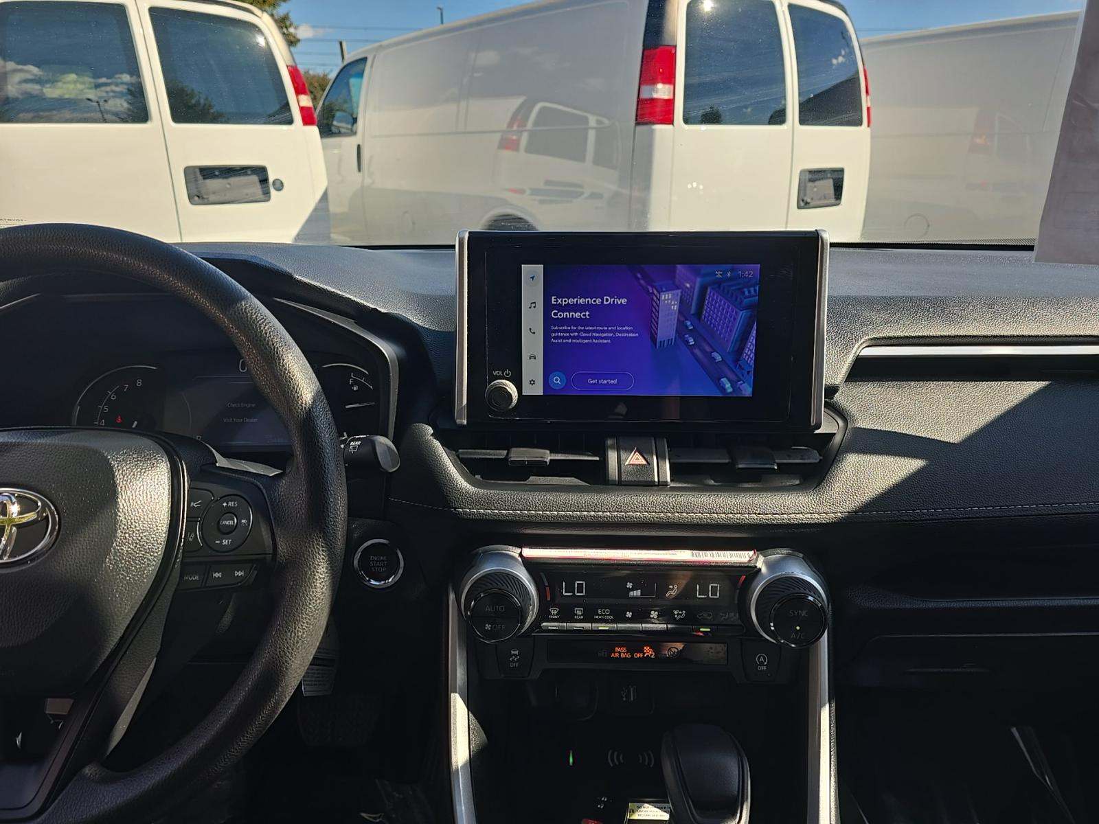 2024 Toyota RAV4 XLE FWD