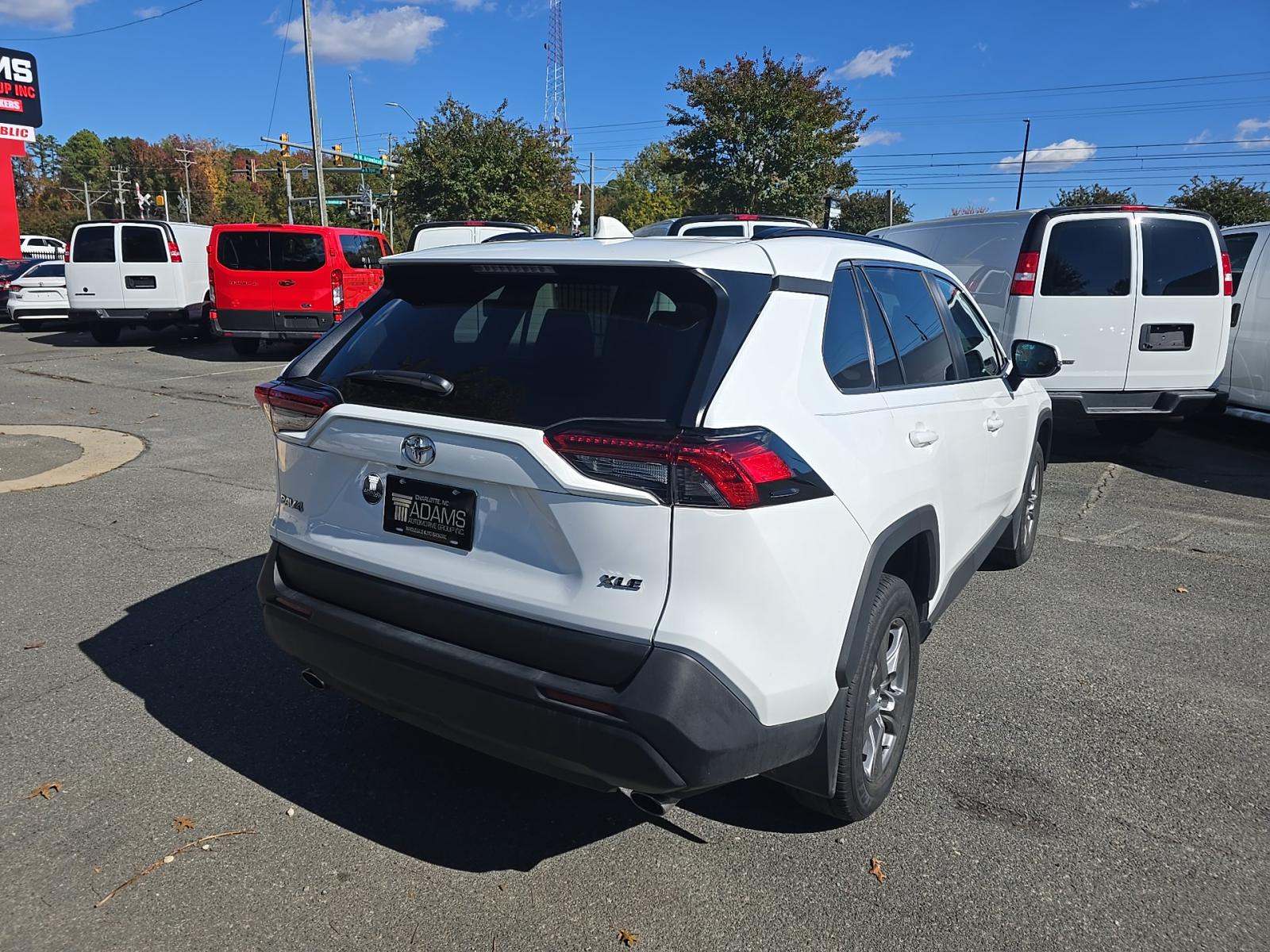2024 Toyota RAV4 XLE FWD