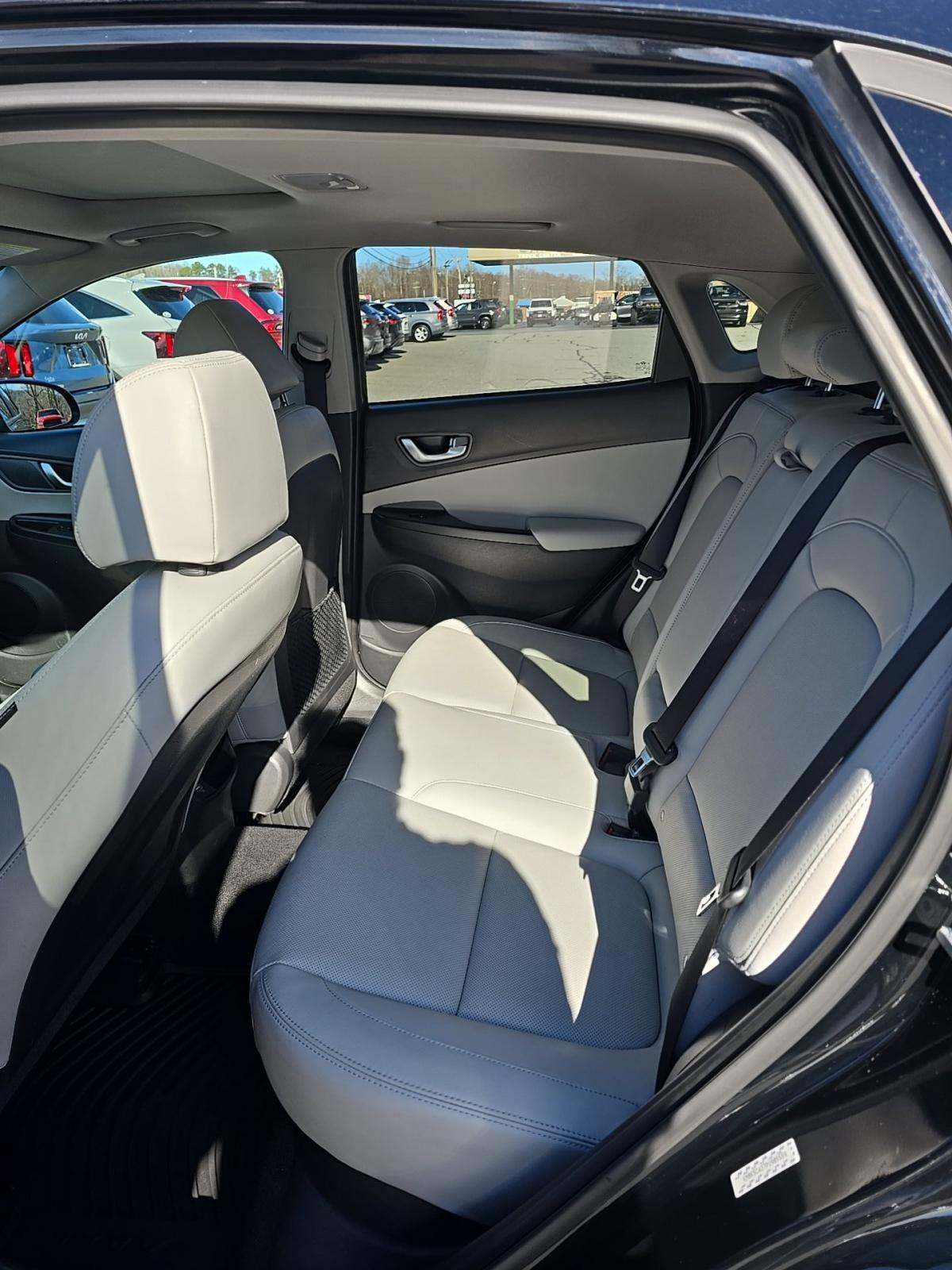 2023 Hyundai Kona Limited AWD