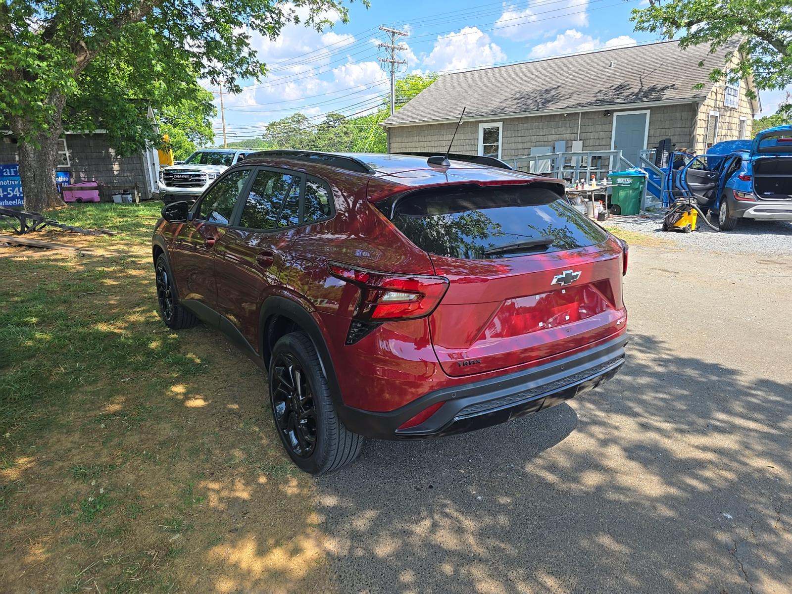 CHEVROLET TRAX - 2