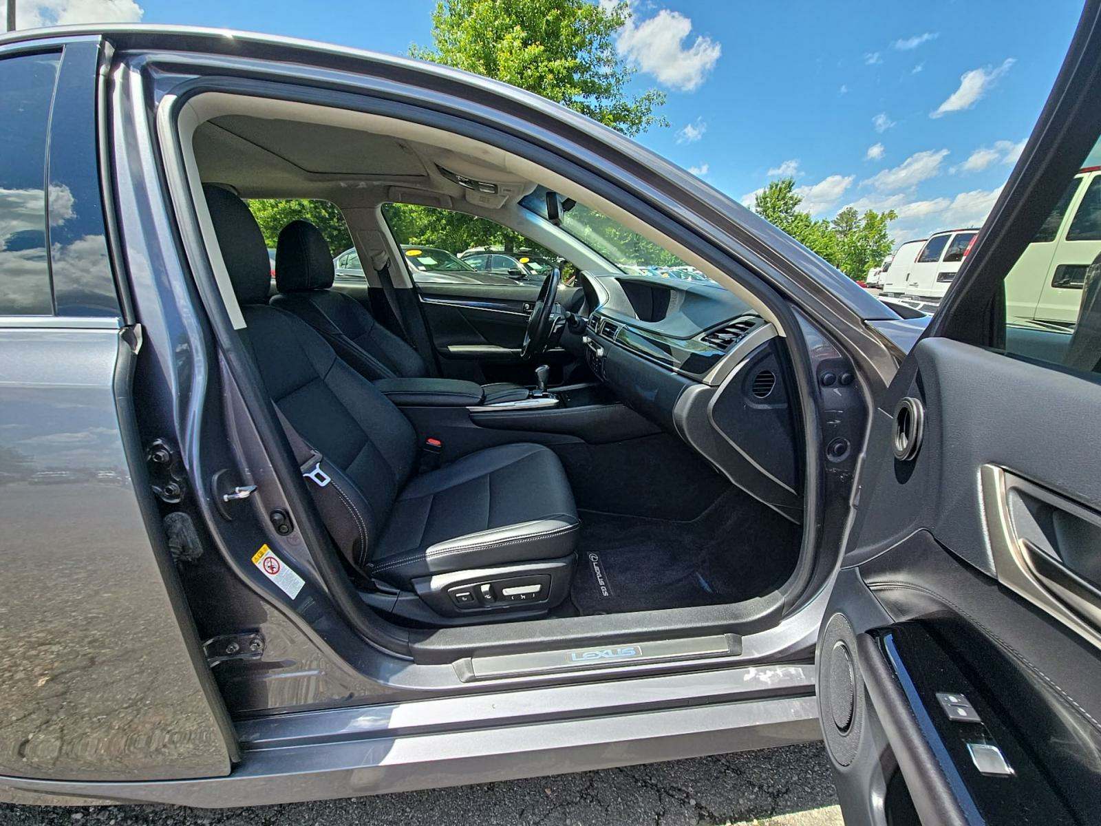 2016 Lexus GS GS 200t RWD