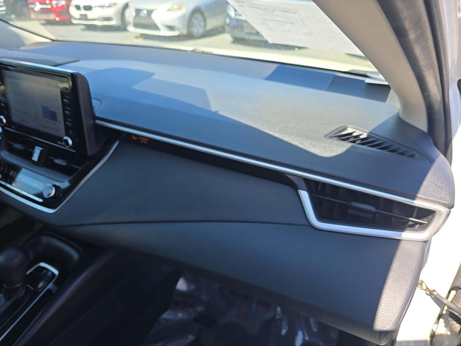 2022 Toyota Corolla LE FWD