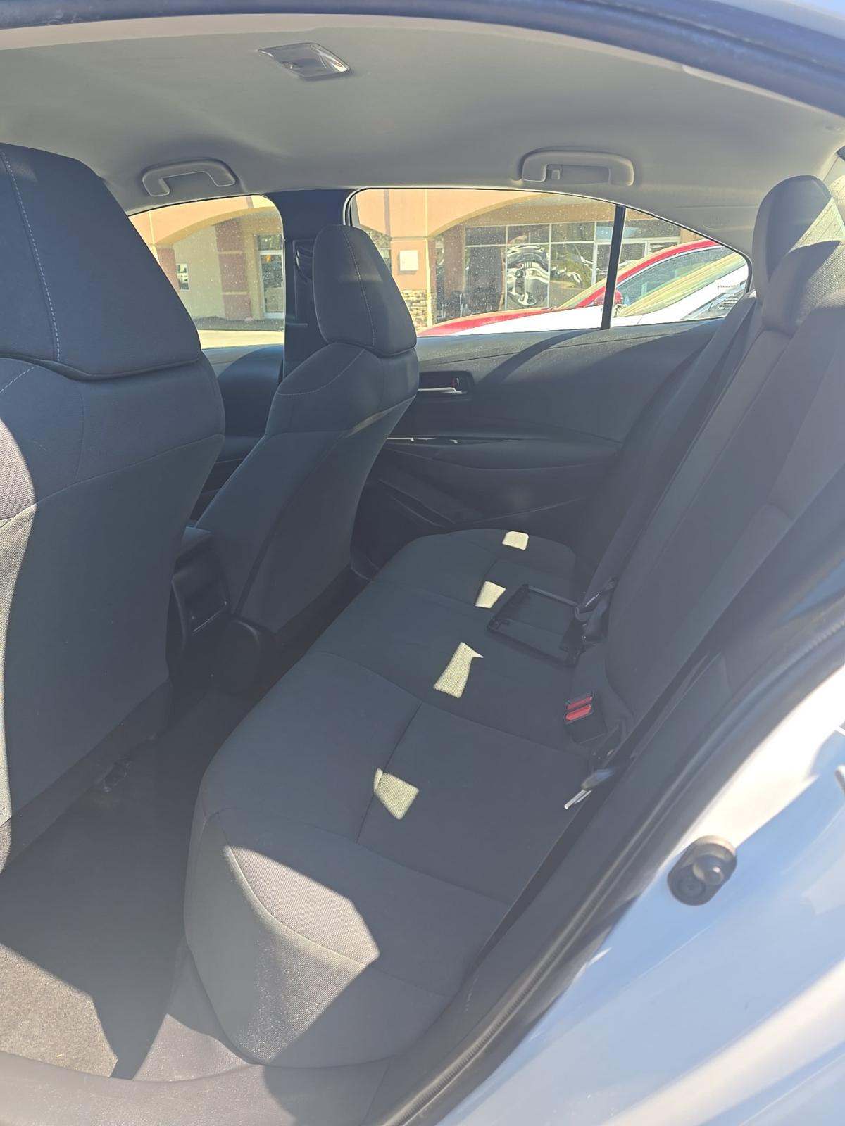 2022 Toyota Corolla LE FWD