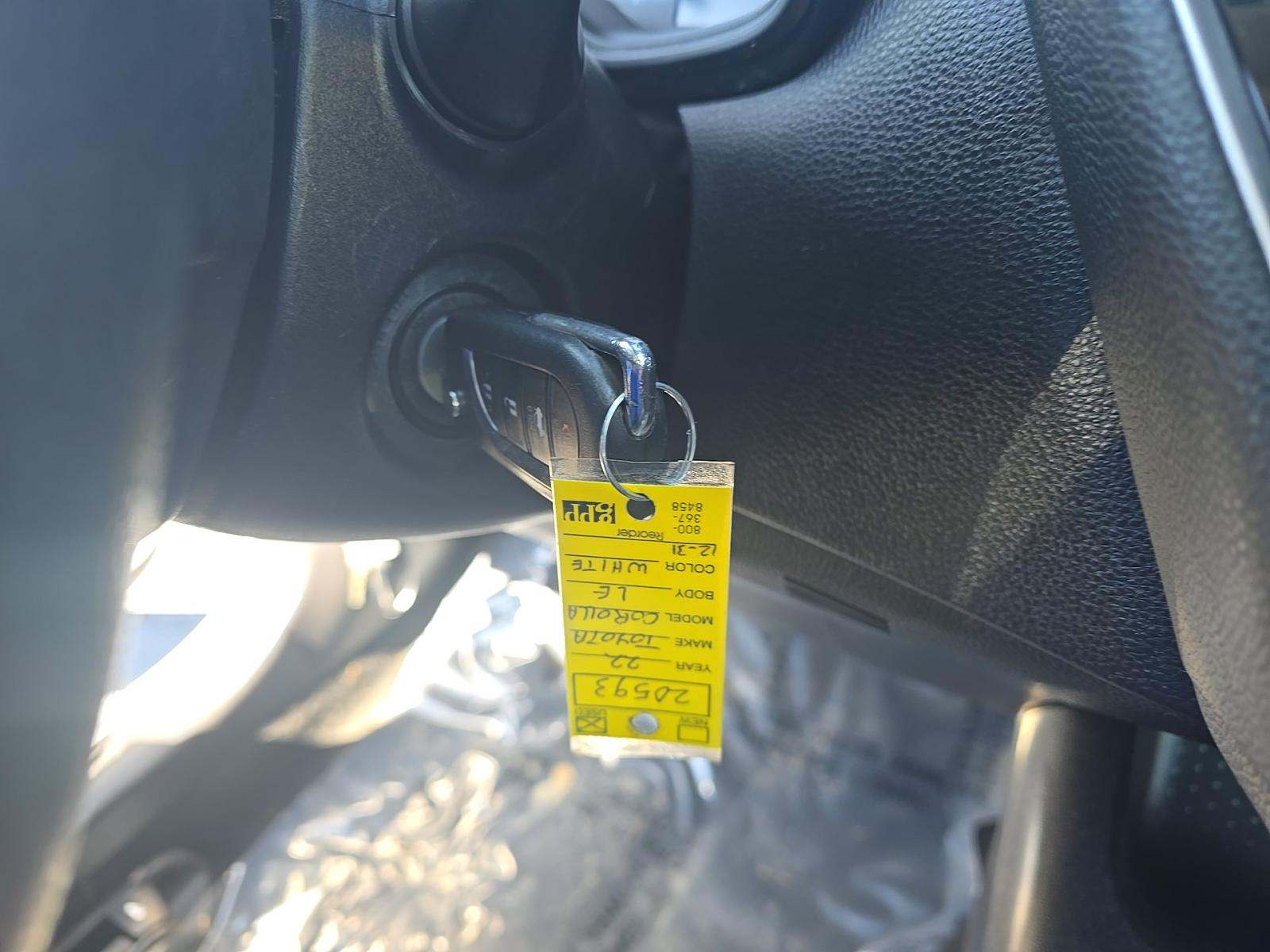 2022 Toyota Corolla LE FWD