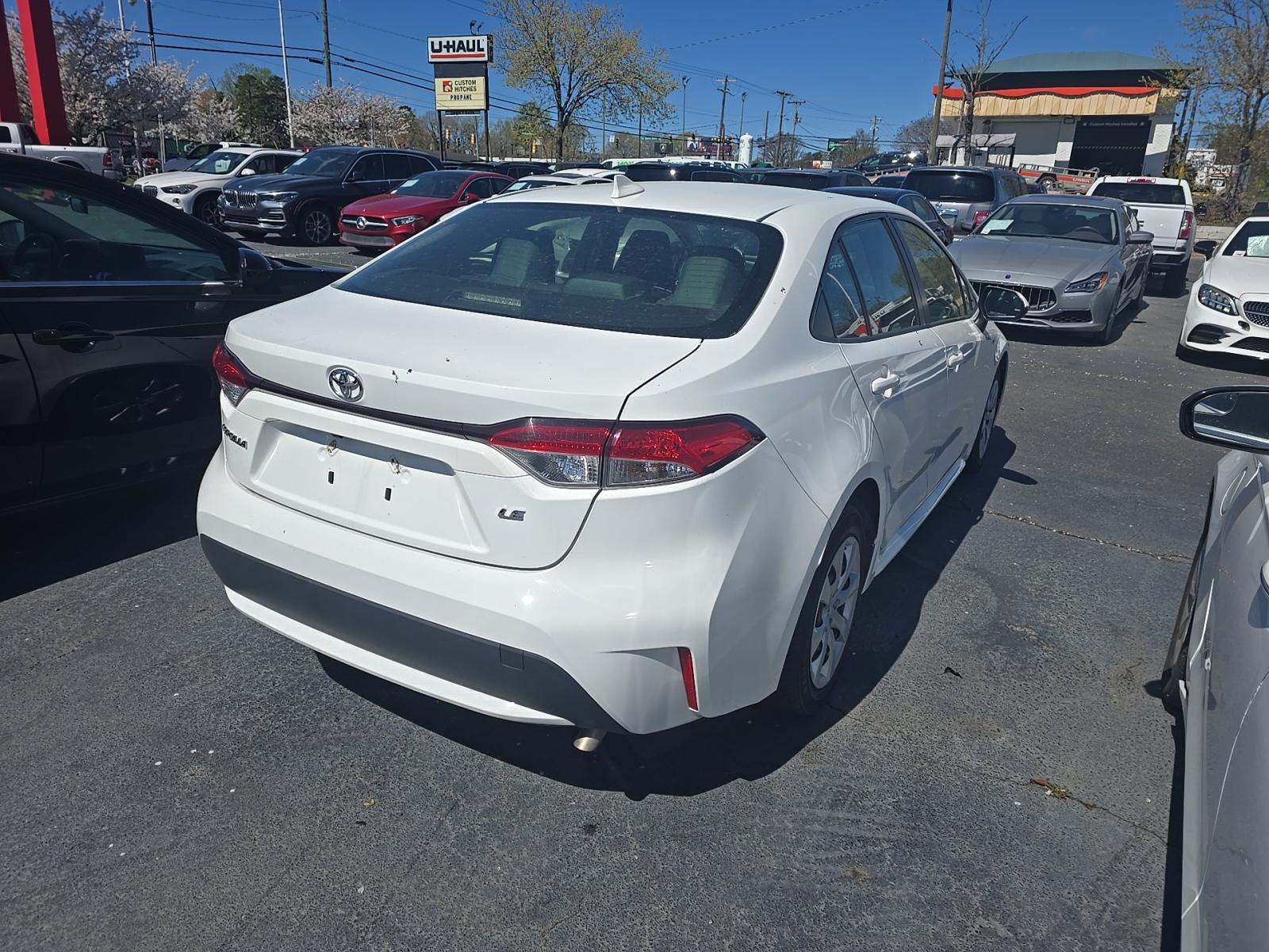 2022 Toyota Corolla LE FWD