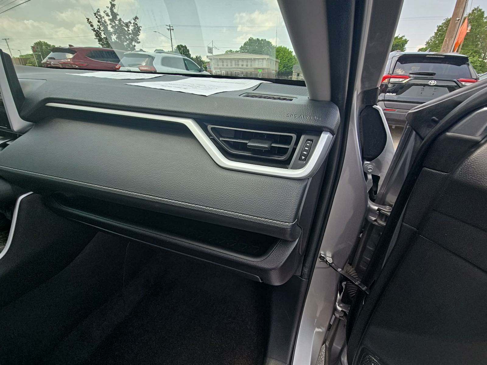 2023 Toyota RAV4 LE FWD