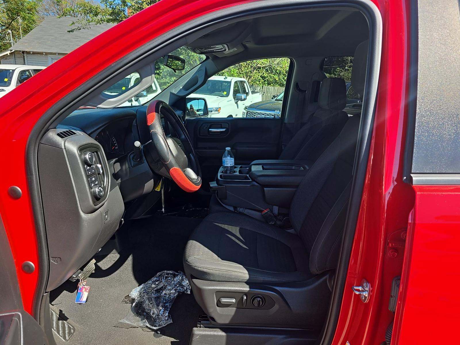 2022 Chevrolet Silverado 1500 Custom Trail Boss AWD