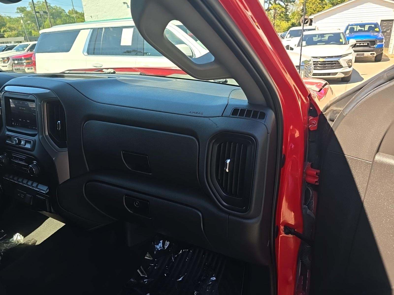 2022 Chevrolet Silverado 1500 Custom Trail Boss AWD