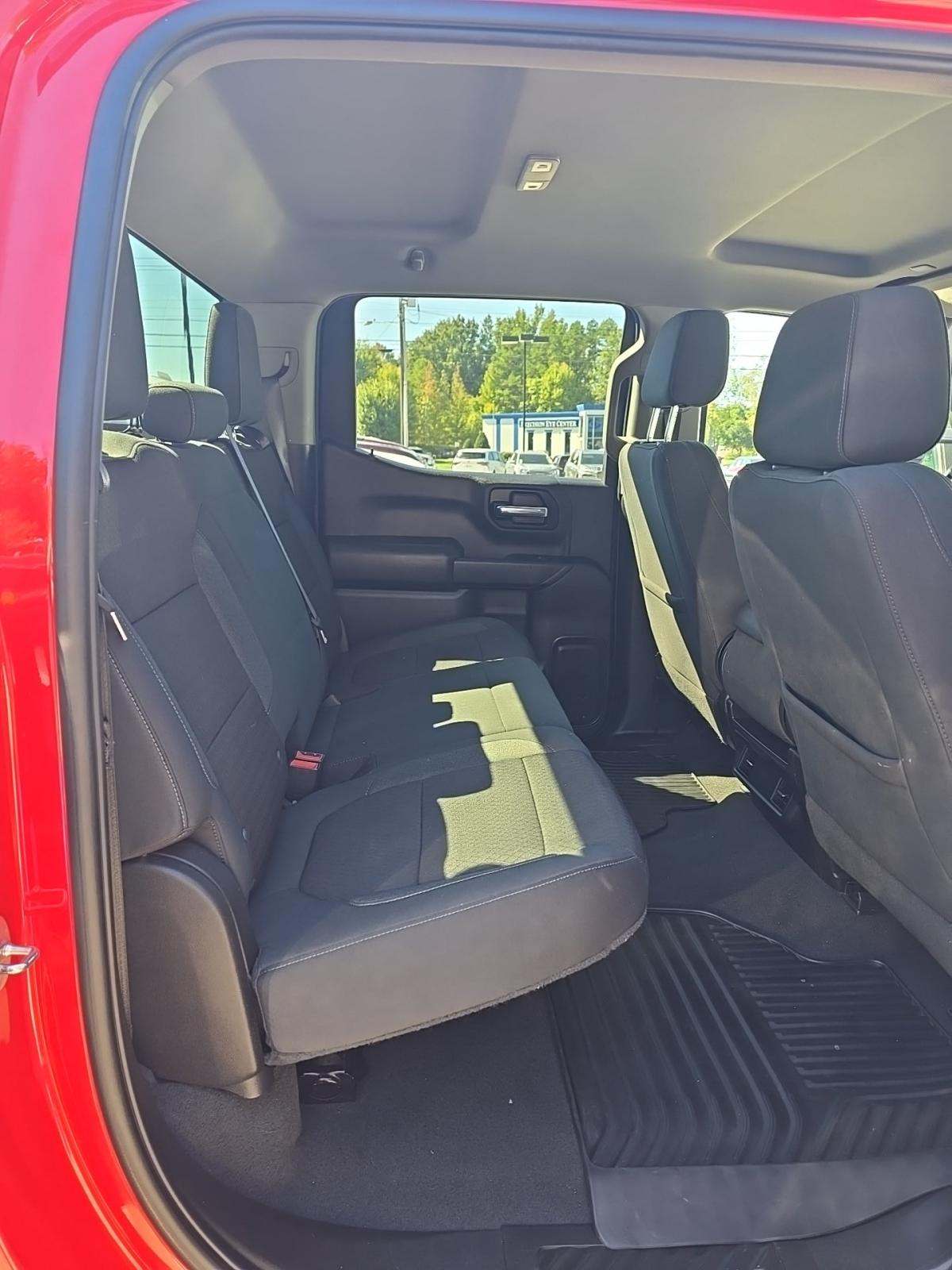 2022 Chevrolet Silverado 1500 Custom Trail Boss AWD