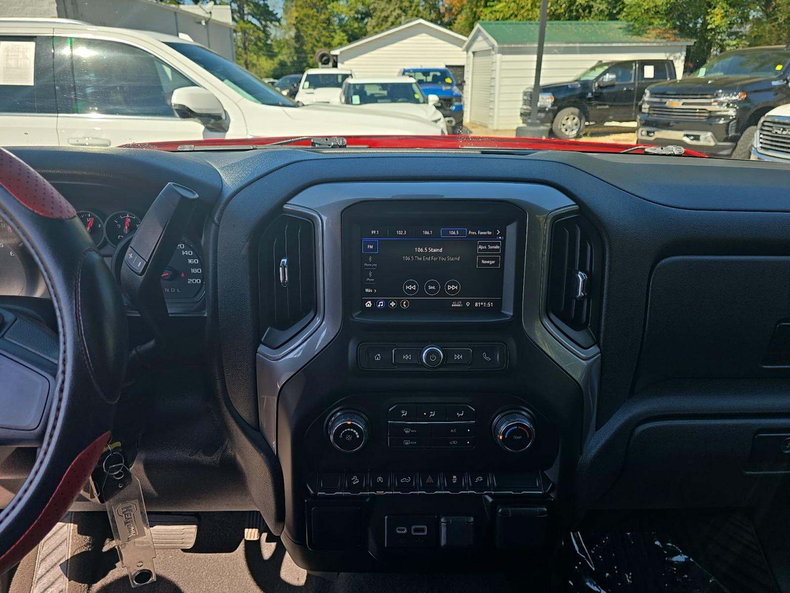 2022 Chevrolet Silverado 1500 Custom Trail Boss AWD