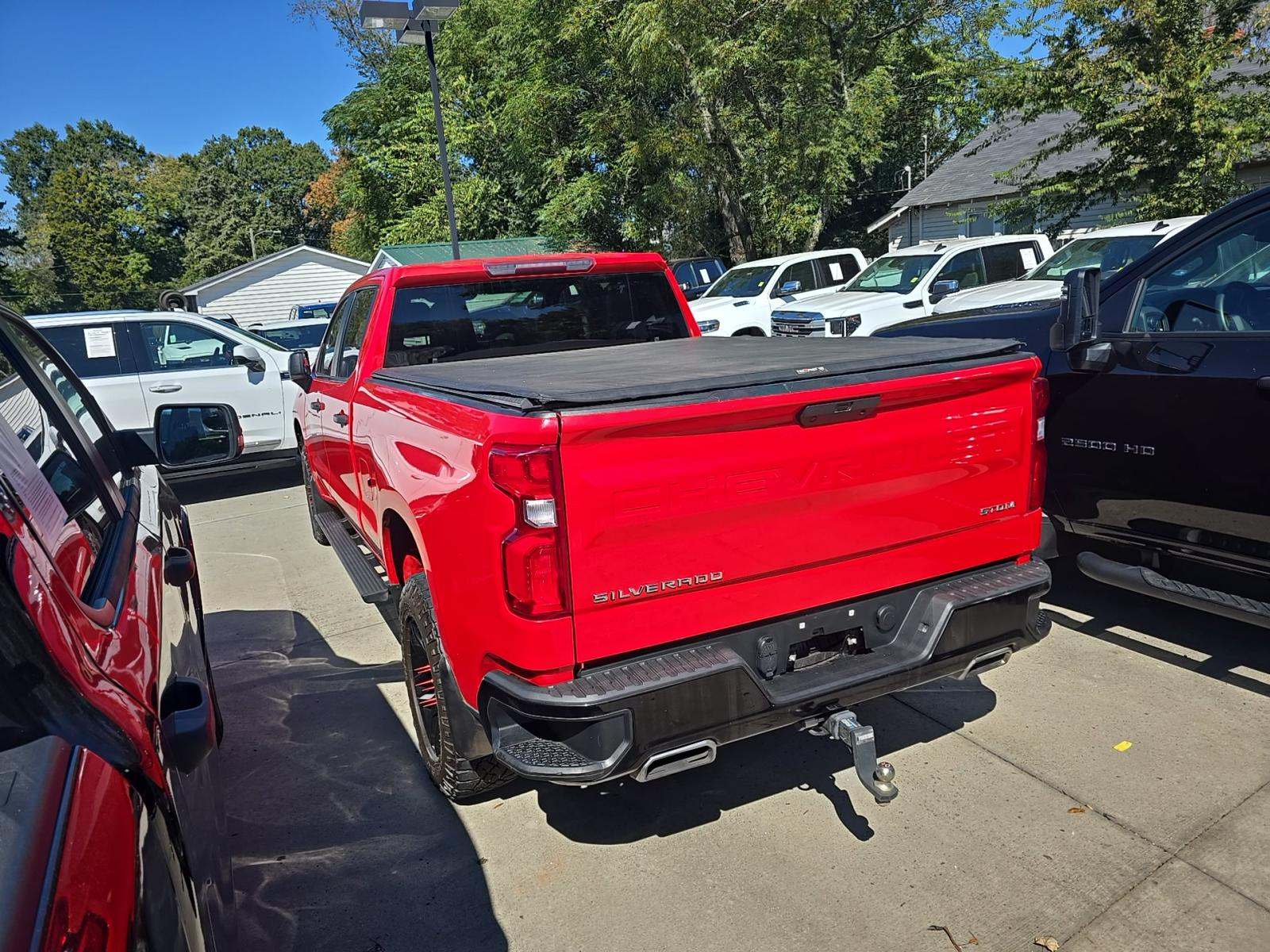 2022 Chevrolet Silverado 1500 Custom Trail Boss AWD