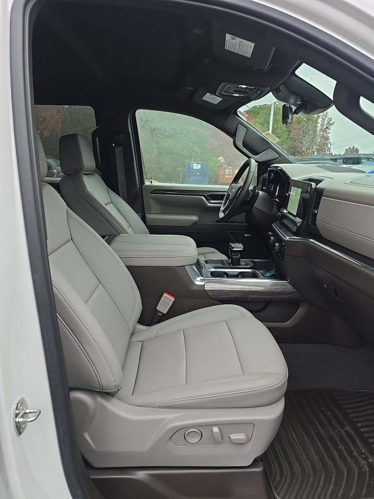 2024 Chevrolet Silverado 1500 LTZ AWD