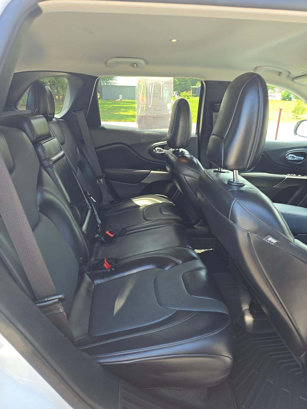 2019 Jeep Cherokee Limited AWD