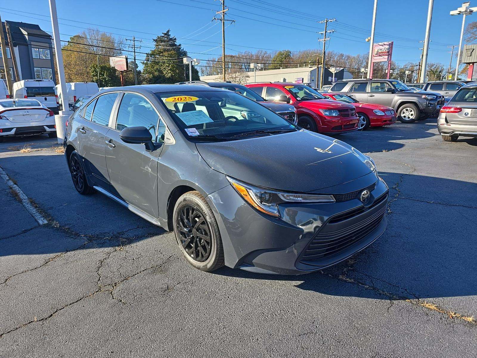 2025 Toyota Corolla LE FWD