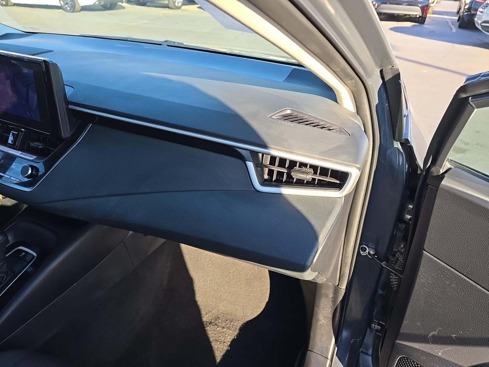 2025 Toyota Corolla LE FWD