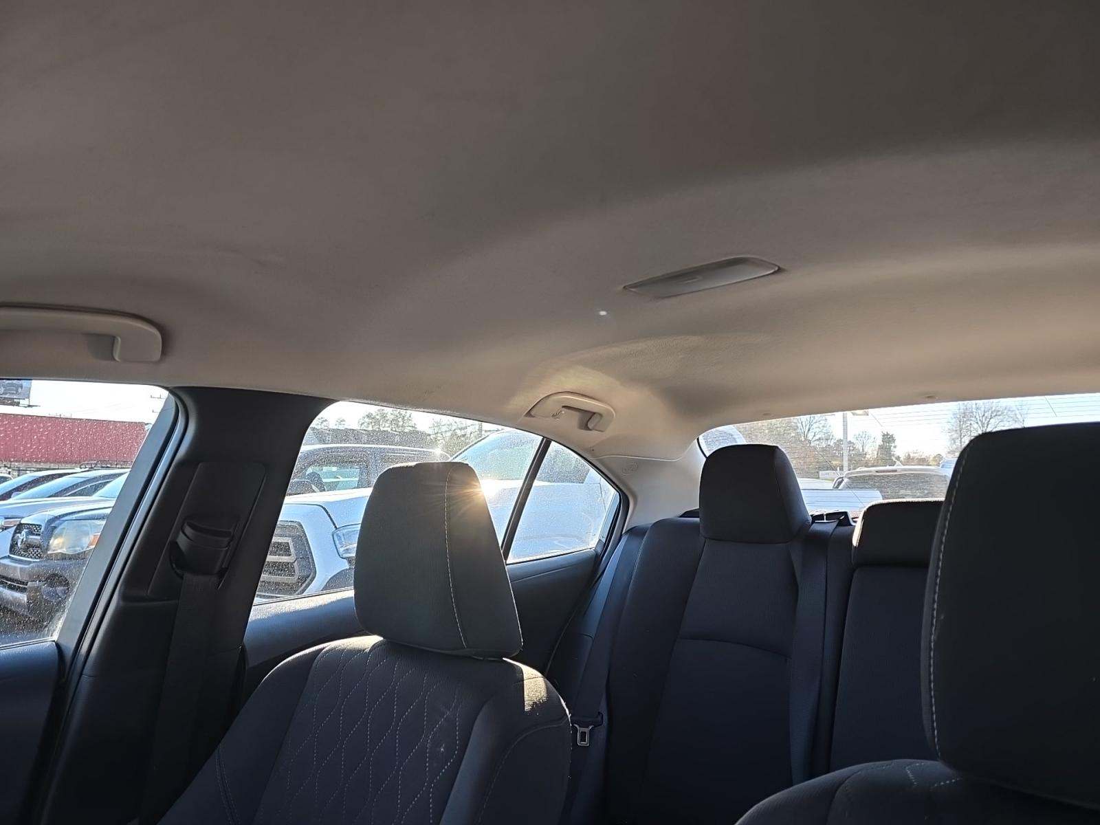 2025 Toyota Corolla LE FWD