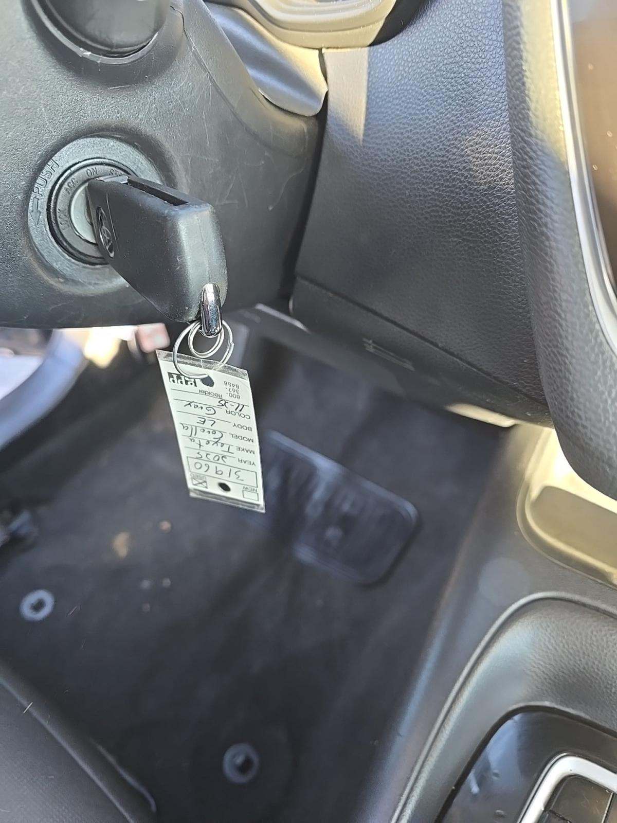 2025 Toyota Corolla LE FWD