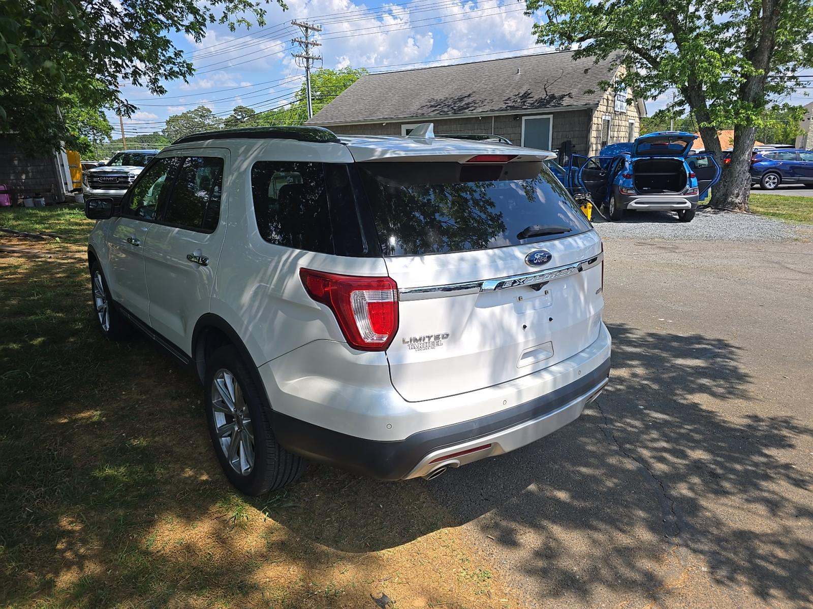 FORD EXPLORER - 2