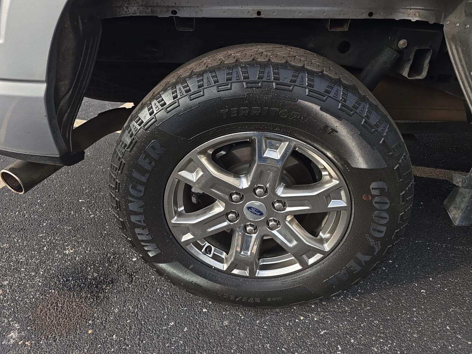 2023 Ford F-150 Lariat AWD