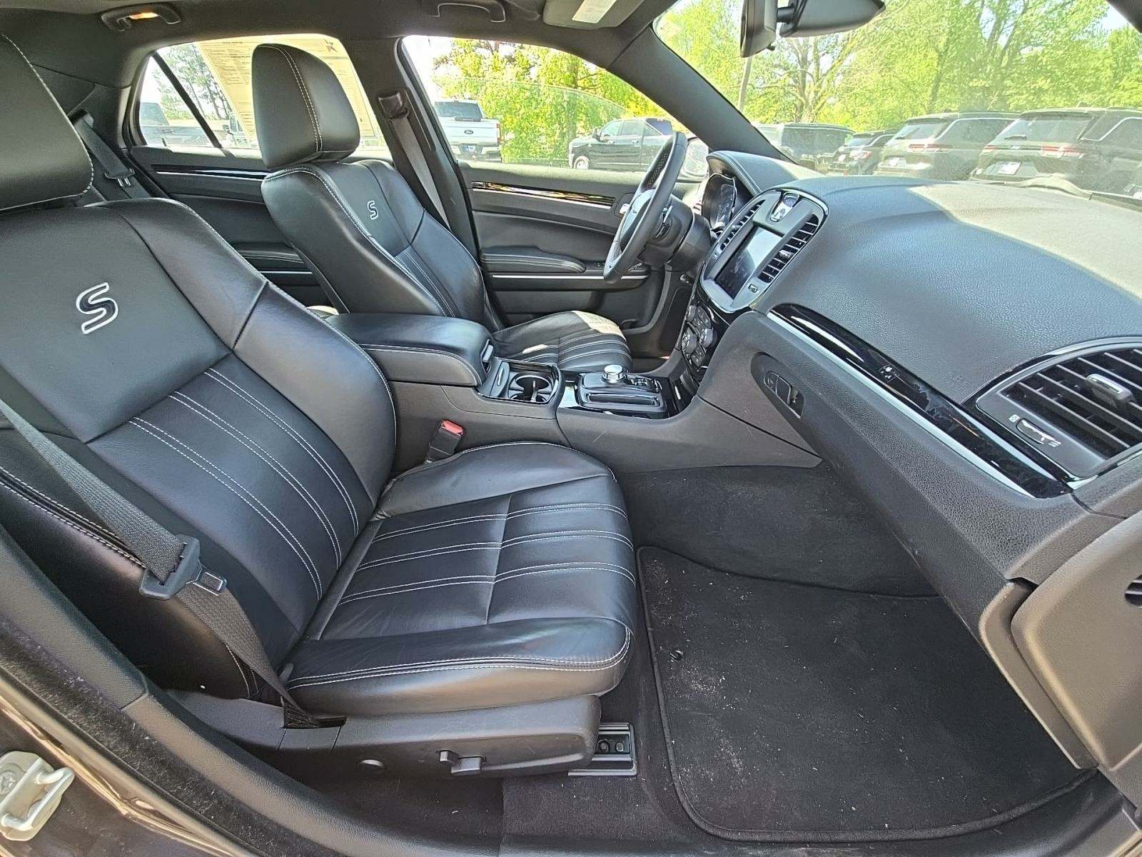 2023 Chrysler 300 300S RWD