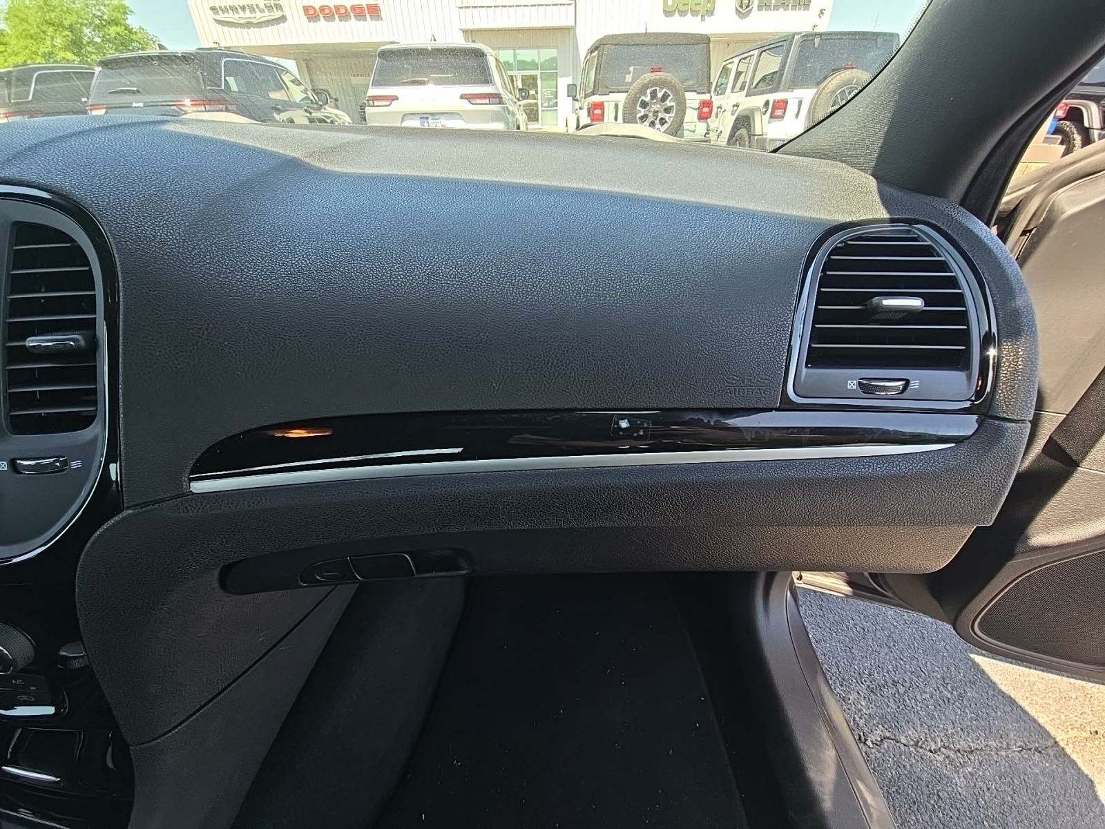 2023 Chrysler 300 300S RWD