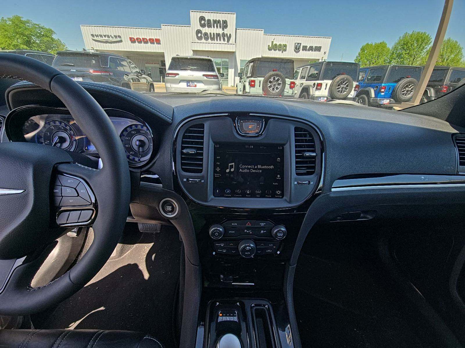 2023 Chrysler 300 300S RWD