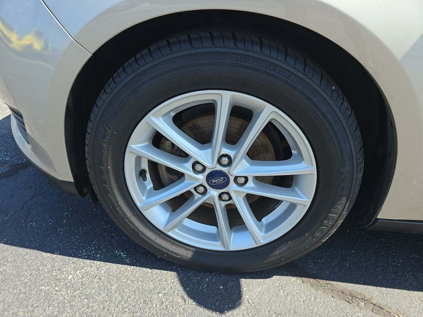 2017 Ford Focus SE FWD