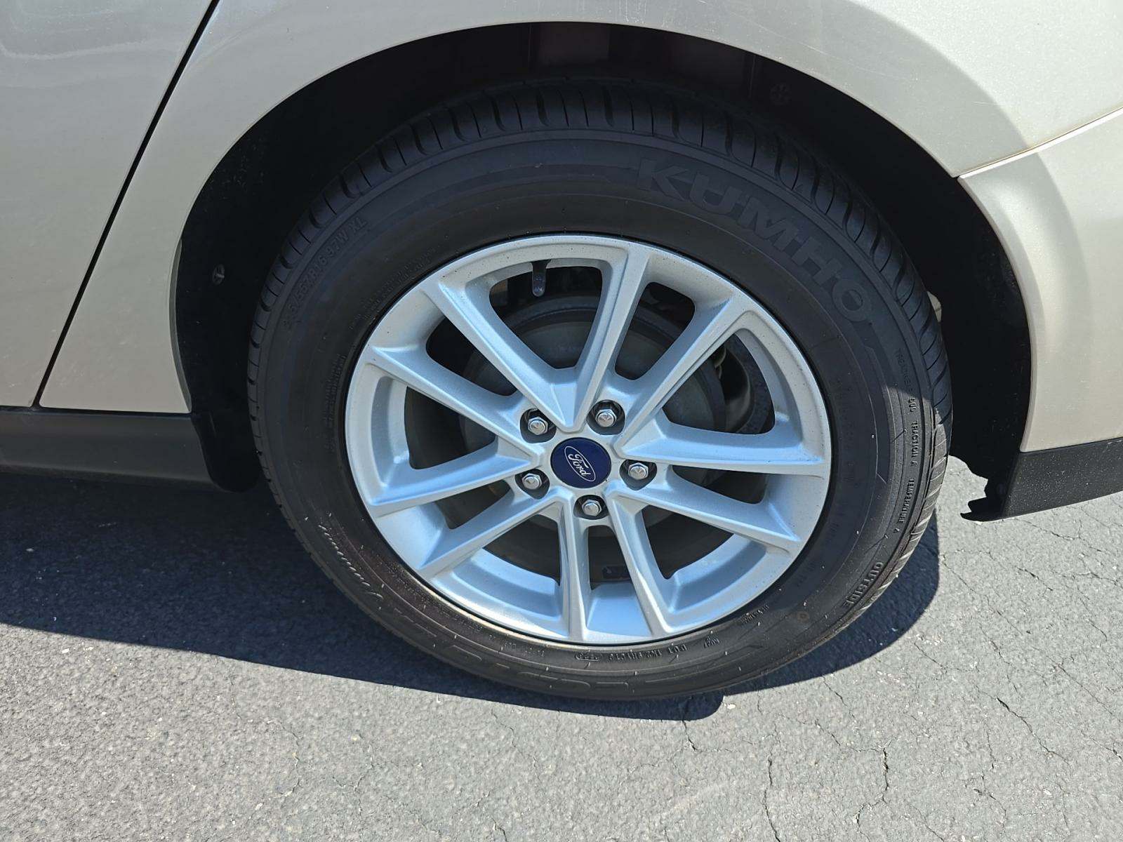 2017 Ford Focus SE FWD