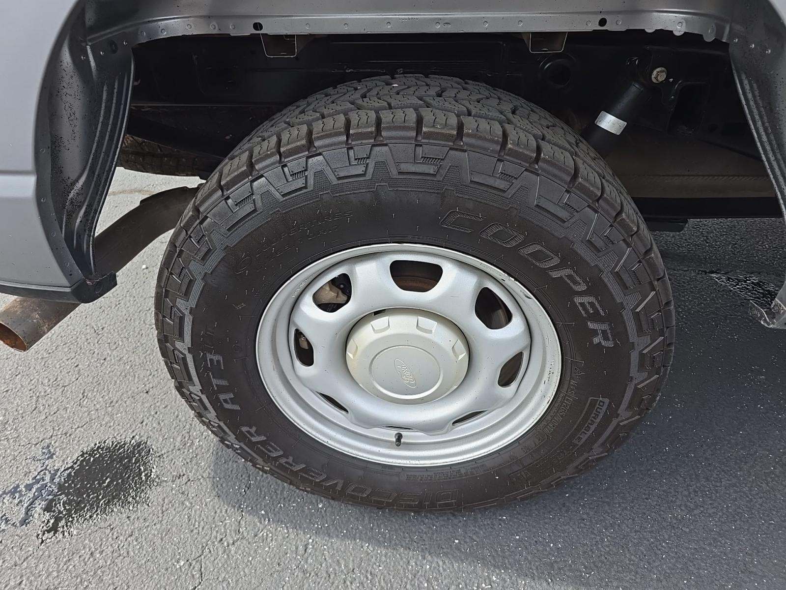 2022 Ford F-150 XL AWD