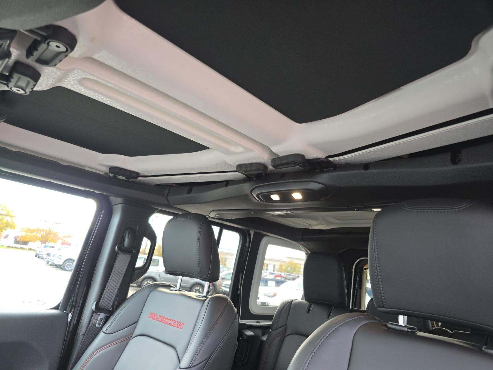 2025 Jeep Wrangler Rubicon AWD