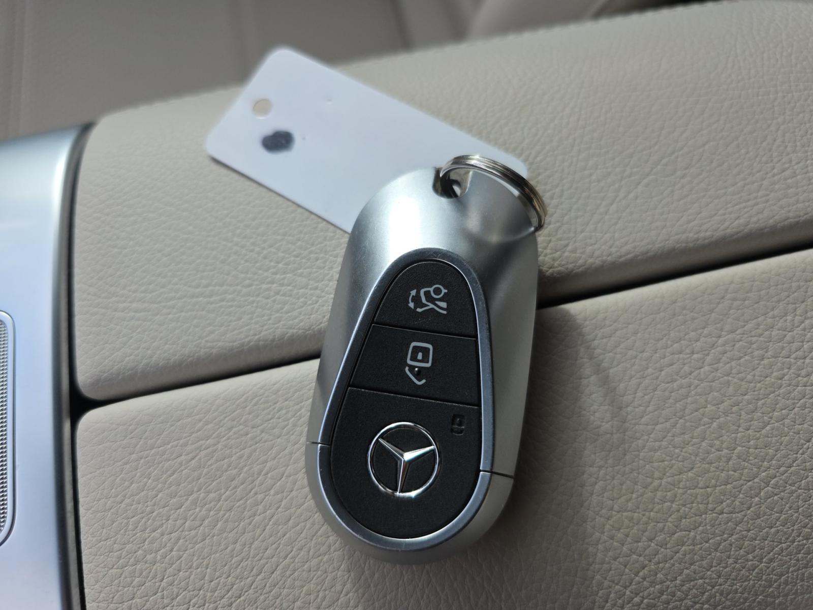 2023 Mercedes-Benz C-Class C 300 RWD