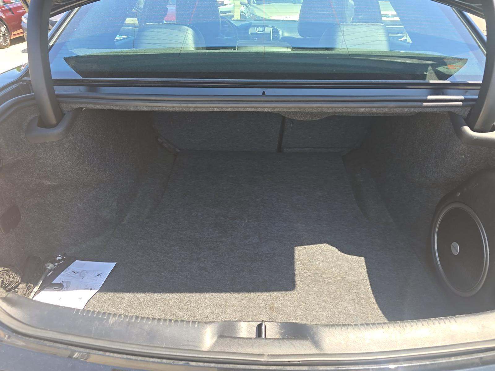 CHRYSLER 300 - 10