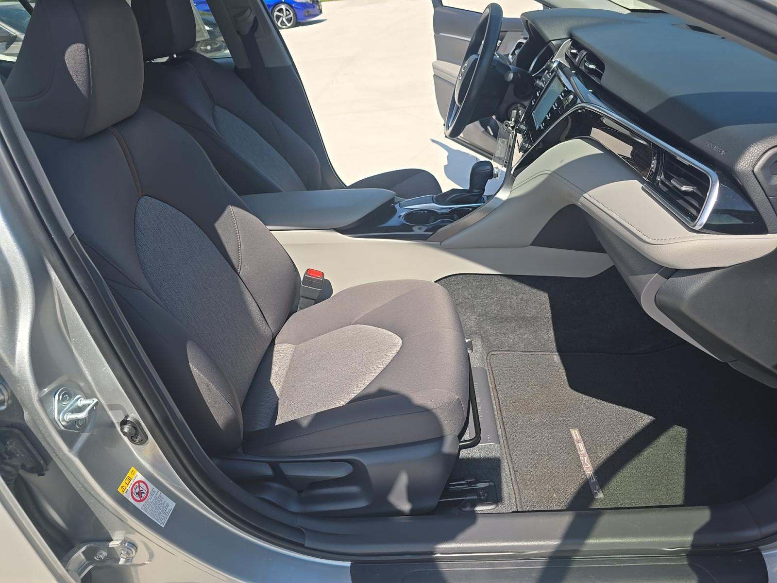 2018 Toyota Camry LE FWD