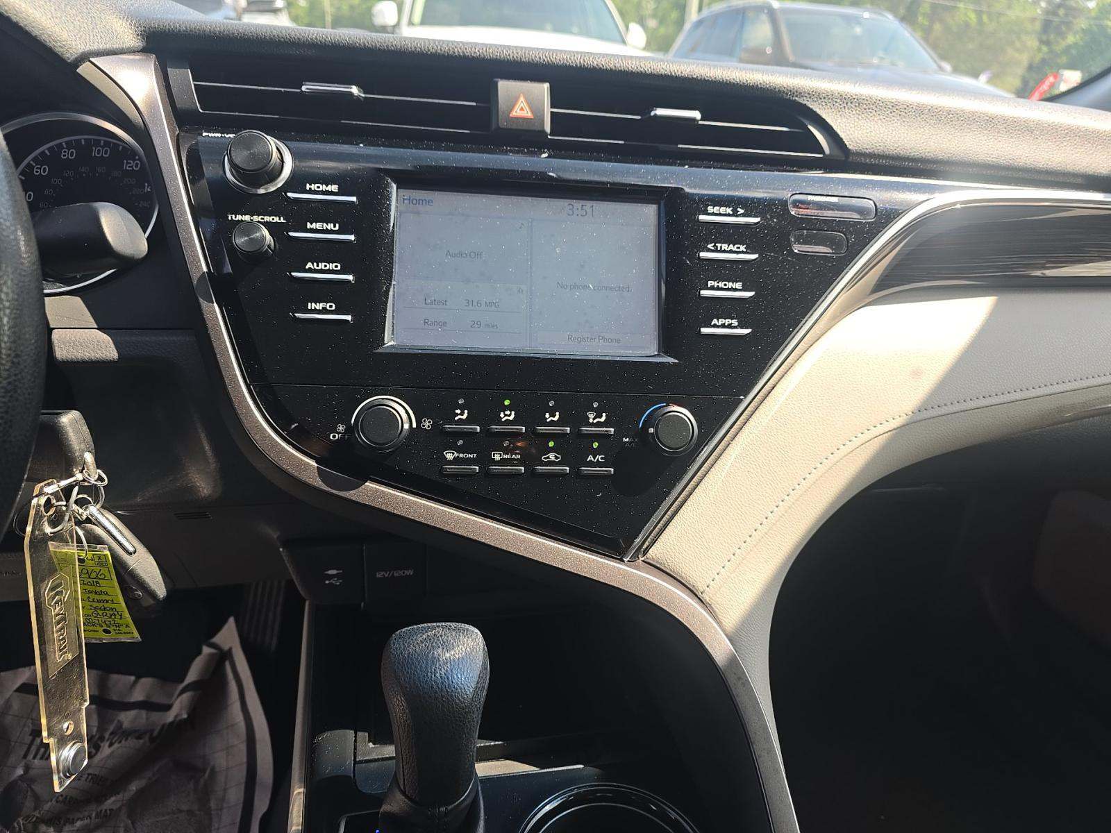 2018 Toyota Camry LE FWD