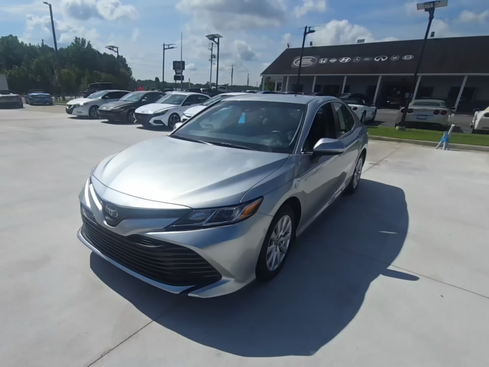 2018 Toyota Camry LE FWD