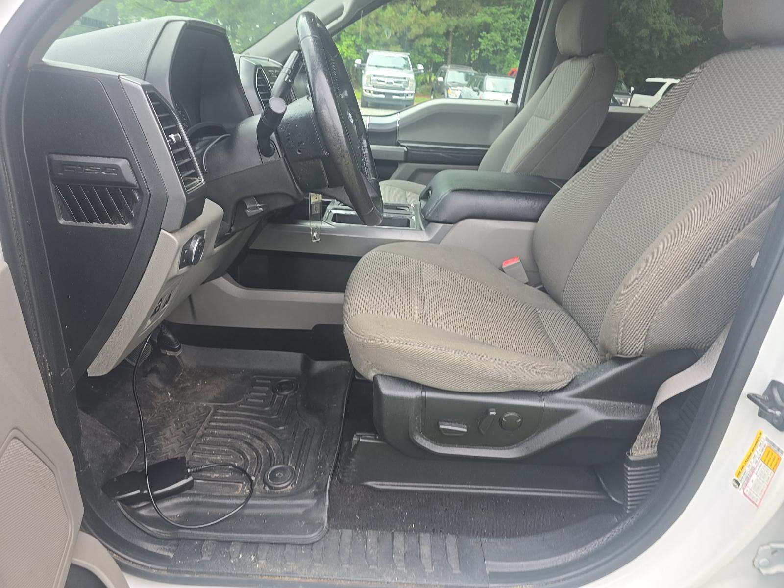FORD F-150 - 2