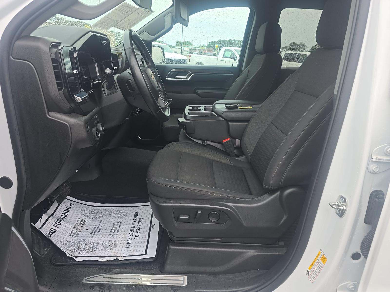 2025 Chevrolet Silverado 1500 LT RWD