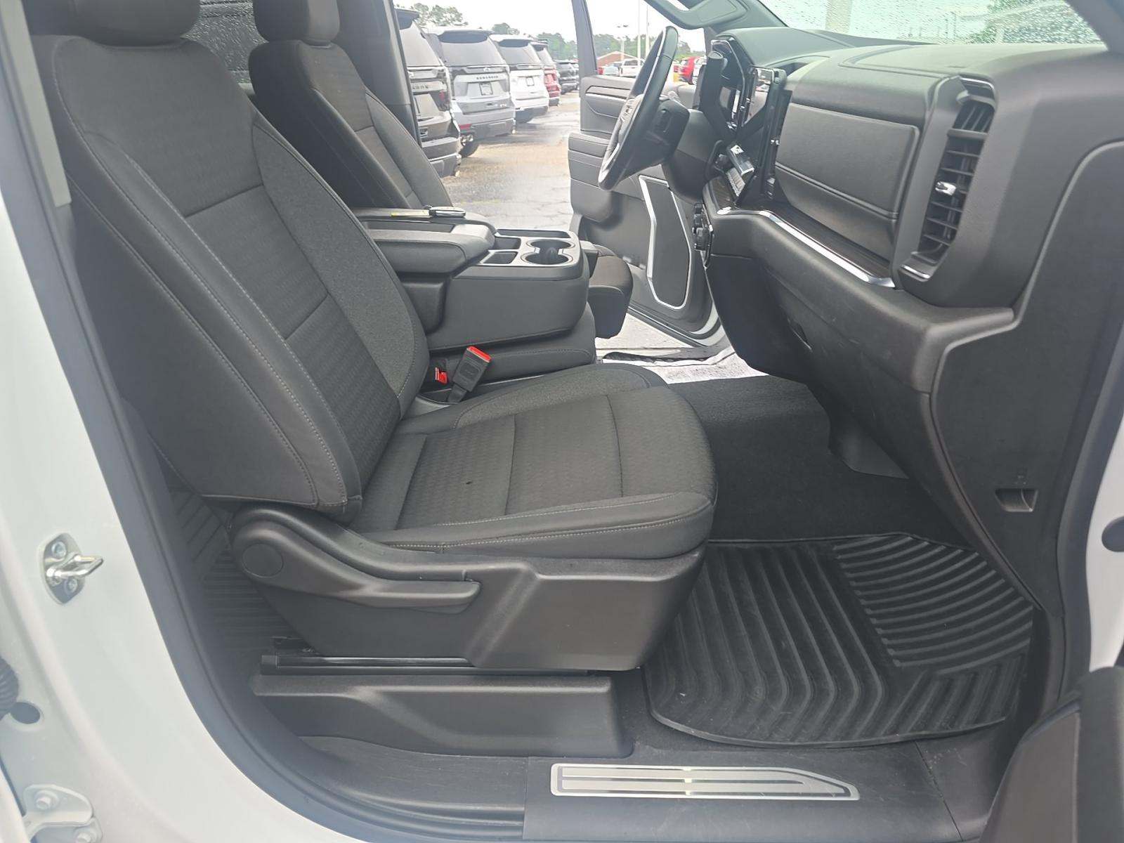 2025 Chevrolet Silverado 1500 LT RWD